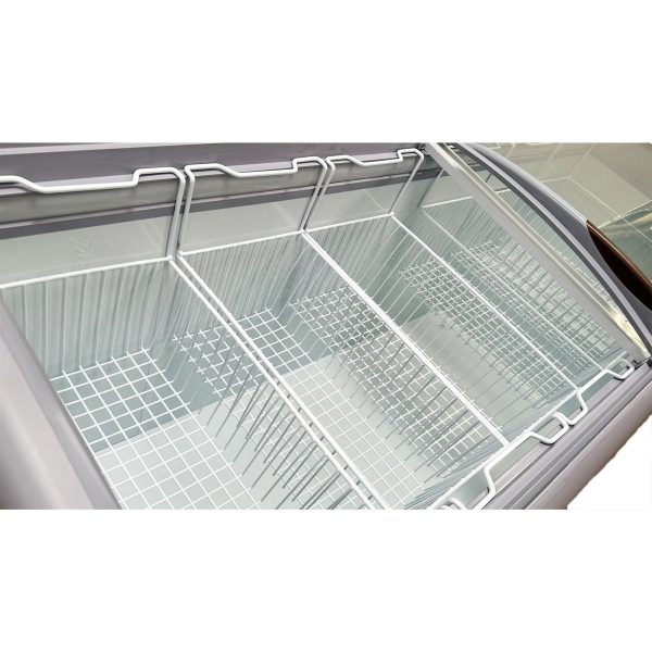 72 in. Curved Lid Glass Commercial Chest Freezer, 14.5 Cu. Ft. - Image 4