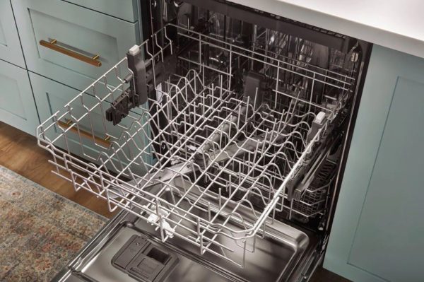 Whirlpool - 24" Top Control Built-In Dishwasher with Stainless Steel Tub, Large Capacity, 3rd Rack, 47 dBA - Black stainless steel - Image 18