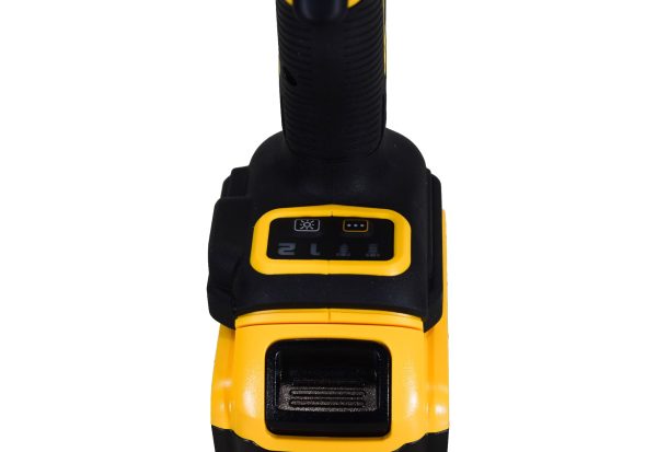 DeWalt DCF921P2 20V Cordless 1/2" Impact Wrench Kit w/2 Batteries, Charger & Bag - Image 10