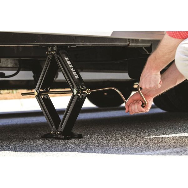 Camco 48800 Eaz-Lift 20" Scissor Jack - 5000 lbs., Pack of 2 - Image 3