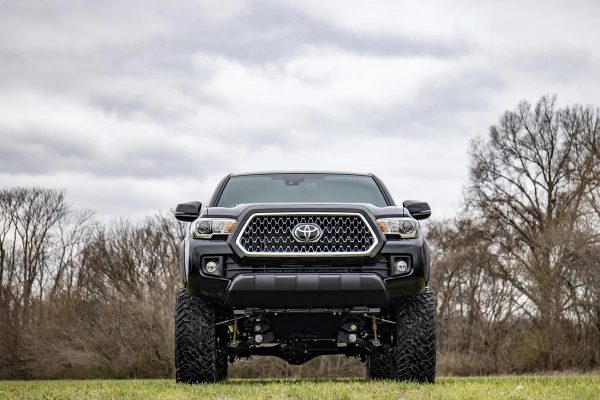 Rough Country 6" Lift Kit w/M1 Struts for 2016-2023 Toyota Tacoma 4WD - 75840 - Image 9