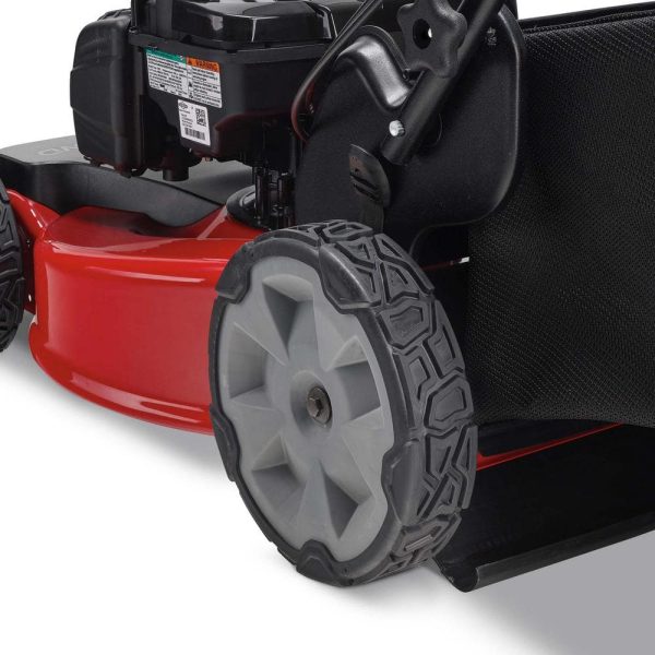 Toro 21442 22 in. Recycler Briggs and Stratton High Wheel FWD Gas Walk Behind Self Propelled Lawn Mower with Super Bagger - Image 7