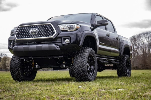 Rough Country 6" Lift Kit w/M1 Struts for 2016-2023 Toyota Tacoma 4WD - 75840 - Image 7