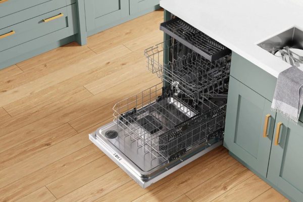 Whirlpool - 24" Top Control Built-In Dishwasher with Stainless Steel Tub, Large Capacity, 3rd Rack, 47 dBA - White - Image 8