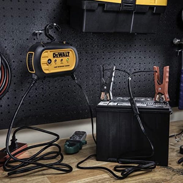 DEWALT 4 Amp Professional Waterproof Battery Charger - Image 4