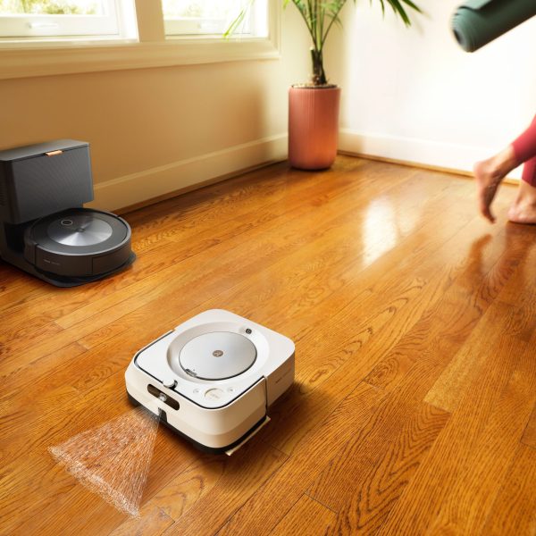 iRobot Robot Roomba j7+ (7550) Robot Vacuum - Graphite - Image 9